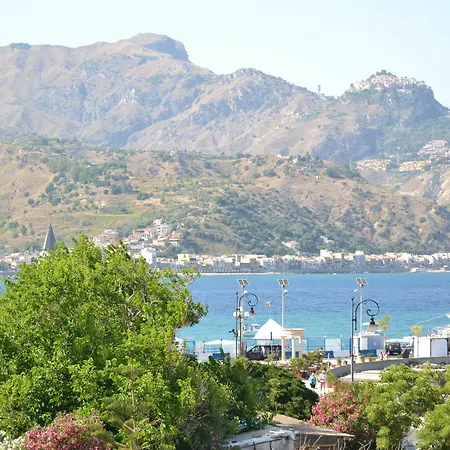 Hotell Porto Azzurro Giardini Naxos