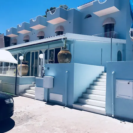 Hotel Porto Azzurro 3*